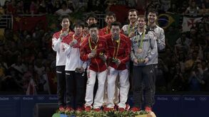 China revalida título por equipas masculinas