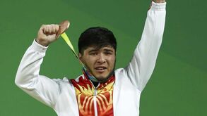 Izzat Artykov perde o bronze após acusar doping