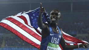 Chelimo é requalificado e fica com a prata nos 5.000 metros