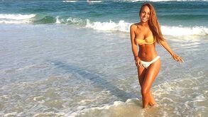 Sérgio Oliveira mima namorada