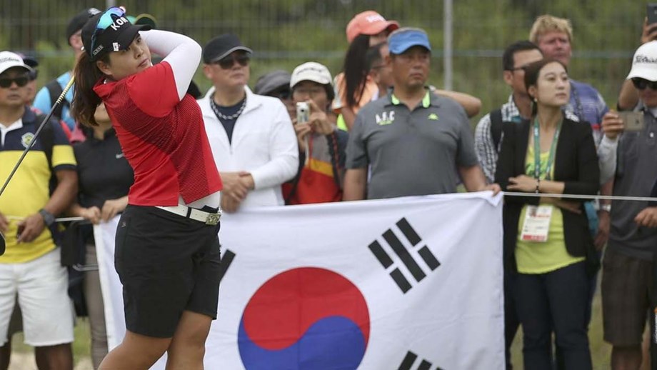 Park In-bee conquista ouro no torneio feminino