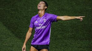 Cristiano Ronaldo só tem razões para sorrir