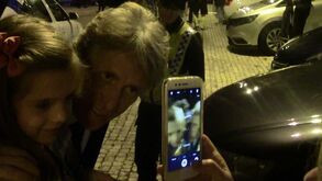 Jesus tirou selfies com os adeptos apesar de vozes exaltadas e 'bocas'