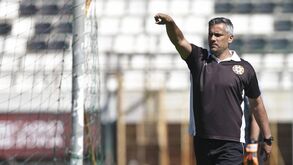 Varzim teve de sofrer até aos penáltis para afastar Anadia 