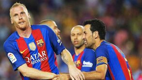 Mathieu abandona seleção francesa para se concentrar no Barcelona