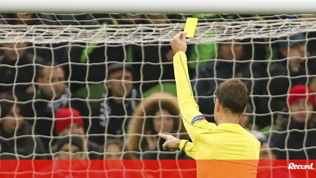 Messi é baixa frente ao Reims e está em dúvida para o jogo com o Benfica -  PSG - Jornal Record