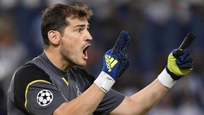 Casillas faz história no futebol espanhol