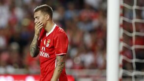 Suecos queixam-se à FIFA de dívida por Lindelöf