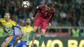 Meia dúzia à capitão