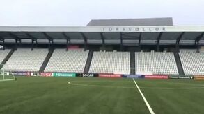 Dez por cento da população das Ilhas Faroé vai estar nestas bancadas a ver Portugal