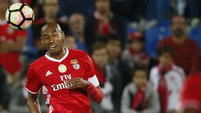 Já é a terceira vez que Luisão é de ouro