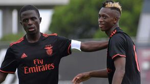 Benfica vence Oeiras com golos de penálti