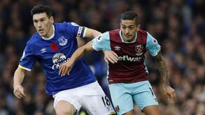 Everton vence West Ham e isola-se no 6.º lugar