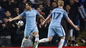 Grupo C: Man. City supera Barcelona com bis de Gündogan