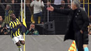 O golo de Moussa Sow que gelou Mourinho