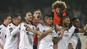 V. Guimarães-Nacional, 2-1: Inferno branco passa o vermelho