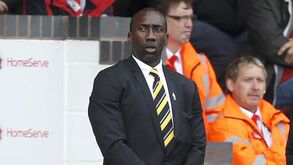 Jimmy Hasselbaink despedido pelo QPR