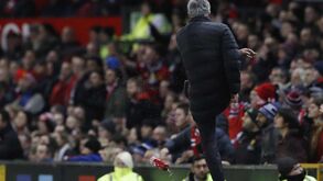 Mourinho foi expulso por causa desta reação