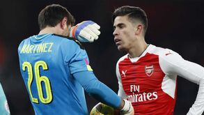 Taça da Liga: Southampton vence no Emirates e avança para as 'meias'