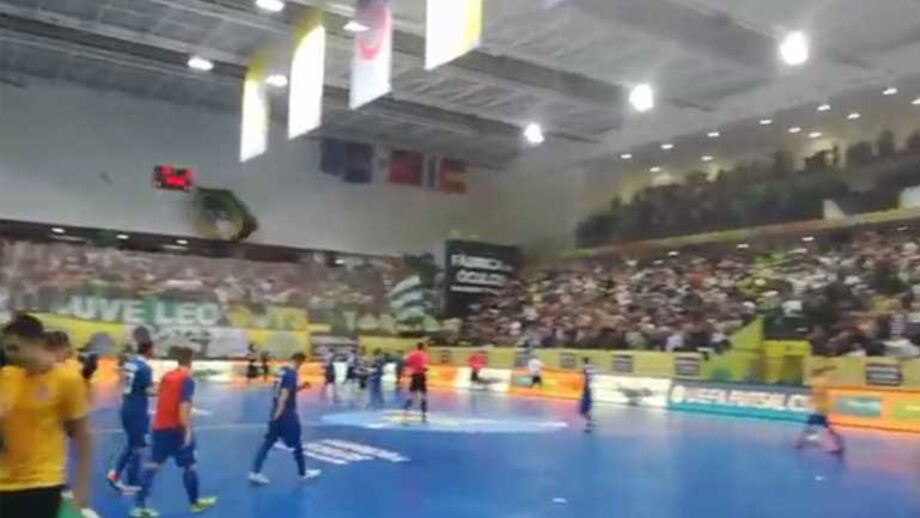 Jonas despede-se esta quarta-feira dos relvados