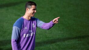 Cristiano Ronaldo: «Feliz por estar entre os melhores com os meus dois treinadores»