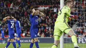 Leicester derrotado antes da visita ao Dragão