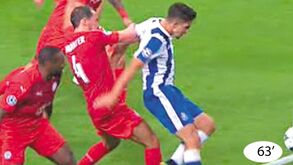 Os casos do FC Porto-Leicester: Um jogo fácil de dirigir