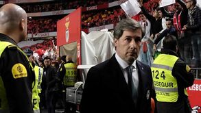 Bruno de Carvalho: «Cuspiram-me, atiraram moedas e a polícia a ver...»