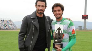 Filipe Chaby recebeu o prémio de melhor jogador jovem da 2.ª Liga no mês de outubro