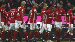 Bayern Munique bate Leipzig e isola-se na liderança