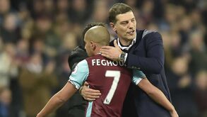 Feghouli protagoniza a expulsão mais rápida da Premier League esta temporada