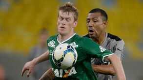 Douglas Grolli é o primeiro reforço confirmado da Chapecoense