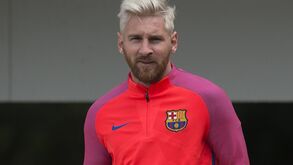 FIFA 17: Mudem o cabelo do Messi. Rápido!