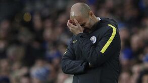 Guardiola só conseguiu esconder a cara