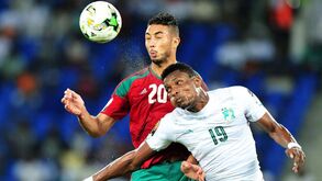 Campeã Costa do Marfim fica pelo caminho