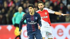 Gonçalo Guedes espreita lugar no onze do PSG