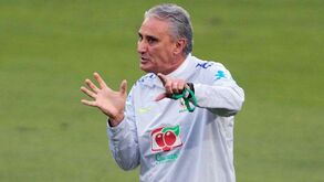 Tite telefonou a Gabriel Jesus transmitindo-lhe força