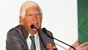 Vicente Moura responde à coordenadora do atletismo do Benfica
