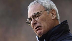 Gary Lineker 'rasga' dirigentes do Leicester após despedimento de Ranieri