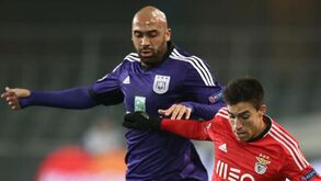 Vanden Borre 'anula' retirada para jogar no TP Mazembe