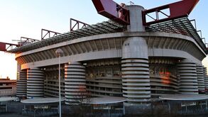 Inter sondou o Milan para comprar o Giuseppe Meazza mas... esbarrou num contrato