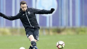 Diogo Jota fica de prevenção