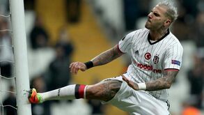 Quaresma põe os pontos nos 