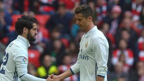 Zidane não vê nenhum caso na substituição de Ronaldo