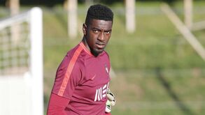 Bruno Varela chamado para o lugar de Anthony Lopes