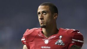 Ninguém quer contratar Kaepernick... com medo de um tweet de Trump