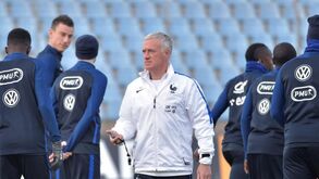Deschamps recusa dar explicações sobre Benzema