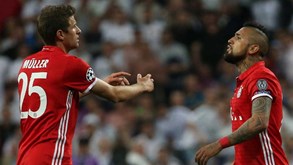 Müller pode pagar esta bem caro: «É muito difícil quando se joga 10 contra 14»