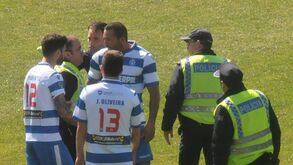 PSP confirma que jogador do Canelas foi detido no relvado