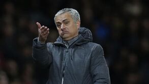 José Mourinho queixa-se de 
